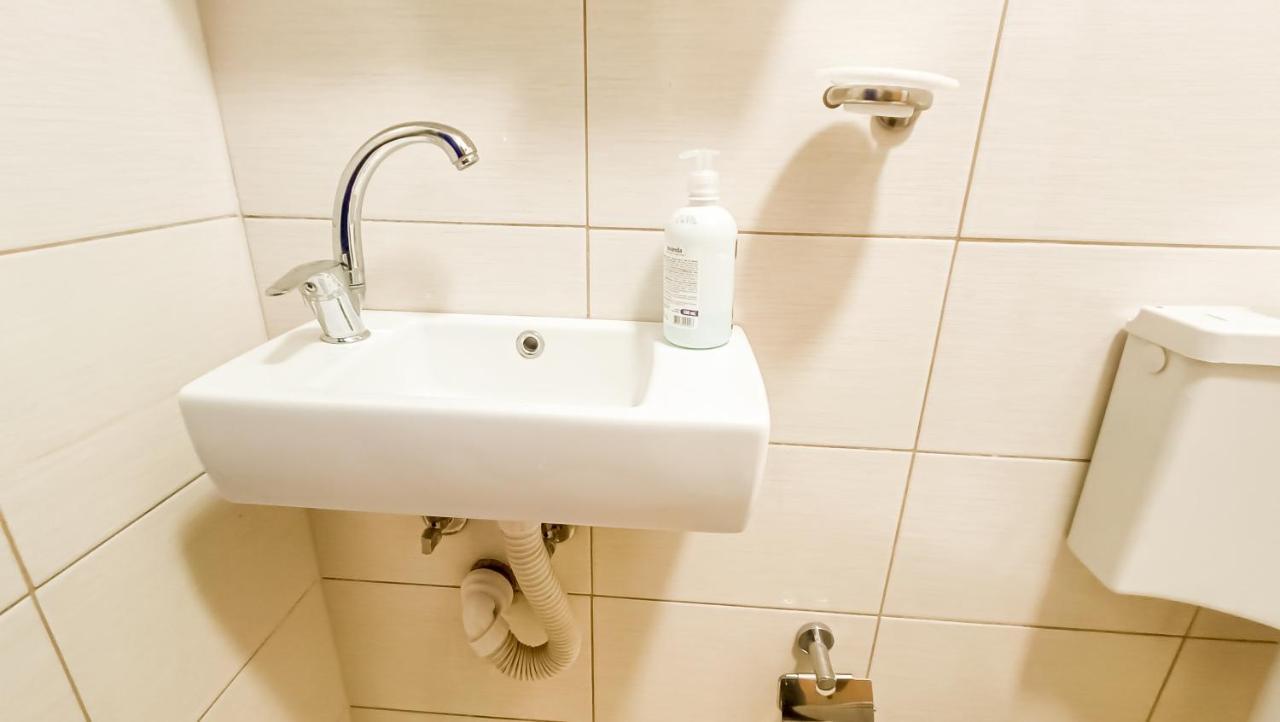 Bascarsija Guesthouse - Private Bath, Tv & Aircon Sarajevo Exterior photo